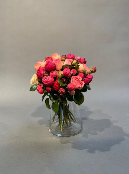 Outdoor rose bouquet